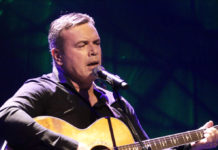 Έφυγε από τη ζωή ο Μανώλης Λιδάκης