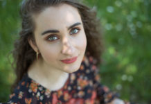 Δέσποινα Ραφαήλ – “Άσε με στον κόσμο μου”