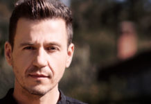 Ο Θανάσης Σκαργιώτης στο Γυάλινο Up Stage