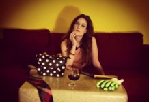 Εύη Τσακλάνου – “Αυτό που πρέπει”