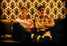 Φοίβος Δεληβοριάς – “Γυαλί”