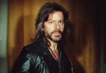 Βασίλης Μπαμπανιάρης – “Θολά νερά”