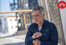 Ο Παντελής Θαλασσινός ανεβαίνει στη μουσική σκηνή του Caja de Musica