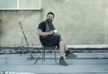 Ο Σπύρος Γραμμένος στην Κυψέλη σε παραστάσεις “Επιτέλους Μόνος” όπου… δεν θα είναι μόνος!