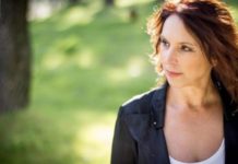 Καλλιόπη Βέττα – “Σαπφώ” & “Εποχή τρικυμίας”