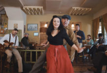 Grammofono – “Η γκαρσόνα” (διασκευή)