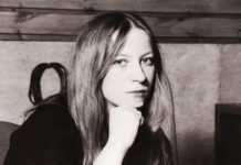 Η Λένα Πλάτωνος με εκλεκτή παρέα, στον κήπο του Μεγάρου Μουσικής Αθηνών!