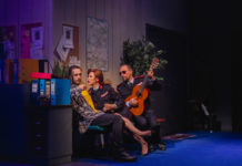 “Ο Άνθρωπος απ’ το Παντόλσκ” παρουσιάζεται για δεύτερη χρονιά από το Εθνικό Θέατρο, στο Θέατρο Κιβωτός…