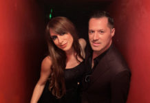 Μιρέλα Πάχου & Αδάμ Τσαρούχης – “Τα πρώτα μου Χριστούγεννα μαζί σου”