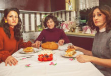 “Μάλο Μόμε”… Μια θεατρική παράσταση με θέμα την προσφυγιά, στο Θέατρο Μεταξουργείο