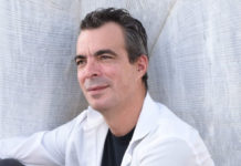 Ο Μιλτιάδης Κολιαδήμας παρουσιάζει στη Σφίγγα τα νέα του τραγούδια