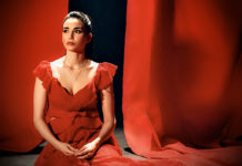 Η Σοφία Μανουσάκη σε ένα ερωτικό live, του Αγίου Βαλεντίνου στη Σφίγγα!