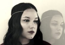 Η Joanne Marnezi παρουσιάζει το πρώτο της album με τίτλο “into the swamp”