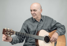 Ο Ορφέας Περίδης με τη μοναδική του ικανότητα να χαρίζει έντονα μουσικά συναισθήματα, έρχεται στη Σφίγγα!