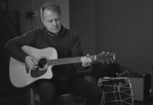 Νίκος Ζιώγαλας – “Ο φίλος μου ο Μπρα”