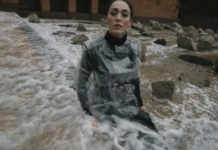 Άρης Διαμαντής & Κατερίνα Μπουρνάκα – “Ανεβαίνεις τα σκαλοπάτια μου”