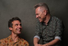 Αλέξανδρος Αργύρης και Γιώργος Μπίλιος στο Caja de musica