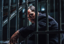 «Η Τελευταία Απολογία του Νίκου Κοεμτζή», του Βαγγέλη Γέττου, στο Θέατρο Σταθμός