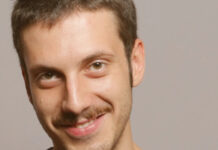 Ο Απόστολος Κίτσος μελοποιεί Κατερίνα Γώγου και Κατερίνα Αγγελάκη-Ρουκ στο ΠΛΥΦΑ