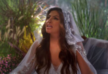 Έλενα Παπαρίζου – “Update”