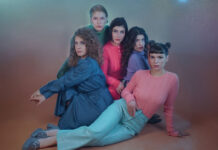 «Στην κορυφή του κόσμου, εκεί να με πας», γυναικείες ιστορίες στο Θέατρο Αργώ…