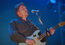 Chris Rea, η βραχνή φωνή που “στοίχειωσε” τα καλοκαίρια μας!