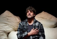 “Ο φίλος μου ο Ντοστογιέφσκι” της Δήμητρας Παπαδοπούλου, με τον Παύλο Λουτσίδη στο Θέατρο Καλλιρόης