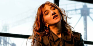 Μαρία Παπαγεωργίου – “Υπάρχει κάποιος”