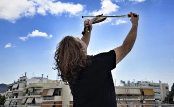 Μάνος Πυροβολάκης – “Στης Γραμβούσας τ’ ακρωτήρι”