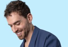 «8 παράθυρα στον κόσμο» ανοίγει με το νέο του album ο Αλέξανδρος Τζοβάνι