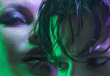 Ο Εραστής του Χάρολντ Πίντερ, φέρνει το πάθος πίσω από τις κλειστές πόρτες, στο Θέατρο Μικρό Γκλόρια