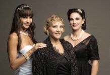 «Μαρίκα με είπανε, Μαρίκα με βγάλανε», στο Embassy Theater