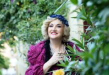 «Η Μητέρα του Σκύλου» του Παύλου Μάτεσι, για 2η χρονιά στο Θέατρο Ακροπόλ με την Υρώ Μανέ