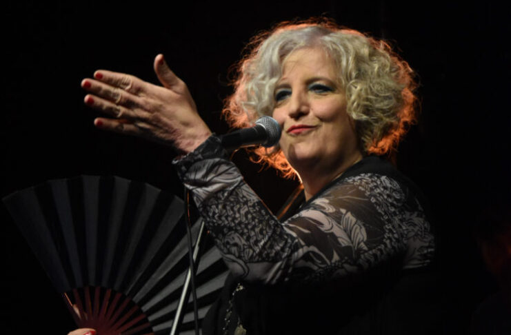 Η Μάρθα Φριντζήλα ανεβαίνει ξανά στη σκηνή του Κυττάρου. Μαζί της τα Καλογεράκια