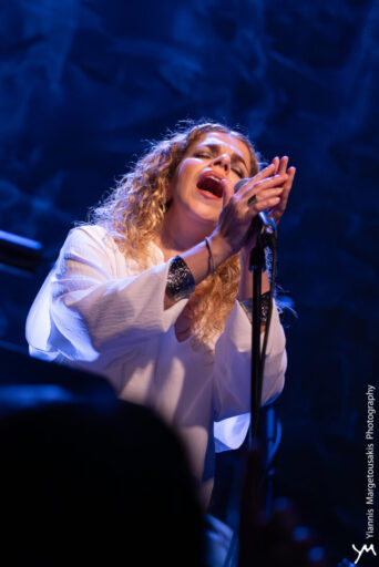 ikari_violeta_2025_12_001