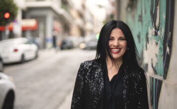 Μαρία Μπόκια – “Κλειδωμένα χείλη”