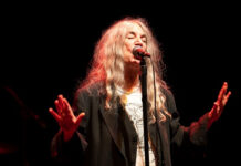 Η Patti Smith έρχεται στον Λυκαβηττό!