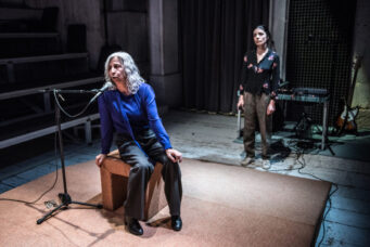 ta_xronia_theater_2025_12_005