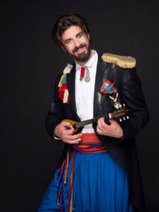 to_megalo_mas_tsirko_theater_2025_12_003_gkotsopoulos_dimitris