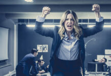 Το πολυβραβευμένο έργο Bull, στο Από Μηχανής Θέατρο