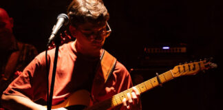 Ο Δημήτρης Μπάκουλης στο Club του Σταυρού του Νότου