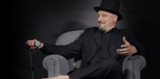 Ο Θέμος “Apicos” Ρίζος ξεκίνησε …«Εντατική Ψυχοθεραπεία» με το νέο του album!