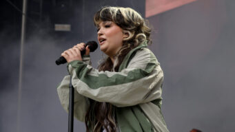 young_lola_2026_01_001