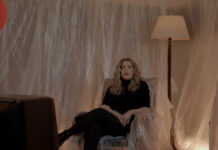 Βιολέτα Ίκαρη – “Στο τέλος”