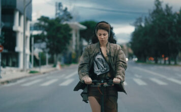 ILIA – “Ατσαλένιες πεταλούδες”