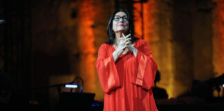 Η Γαλλία τιμά τη Νάνα Μούσχουρη στα πιο σημαντικά μουσικά βραβεία της, “Victoires de la Musique”