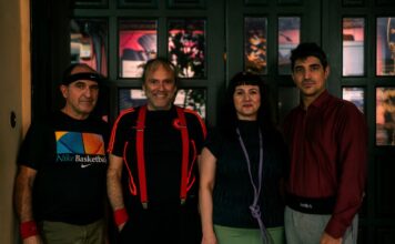 Ο Νίκος Πλατύραχος και η Τίνα Γιωτοπούλου στο Music Corner!