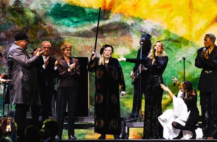 Juno Awards 2026: Η …απούσα Tate McRae κυριάρχησε σε μια βραδιά γεμάτη στιγμές, απουσίες και ιστορικές πρωτιές!