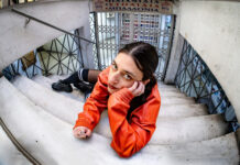 Έλενα Λεώνη – “Βαριέμαι Πολύ”