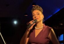 “Μεγάλης Άνοιξης Αγάπη” με την Άρτεμη Ματαφιά στην Αμαξοστοιχία – Θέατρο το Τρένο στο Ρουφ